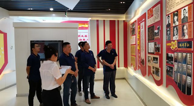 為慶祝建黨99周年, 九綿高速JL8總監辦根據二公司安排深入開展“七一”系列活動，通過開展一次黨課、參觀黨員活動中心，用實際行動紀念慶祝建黨99周年