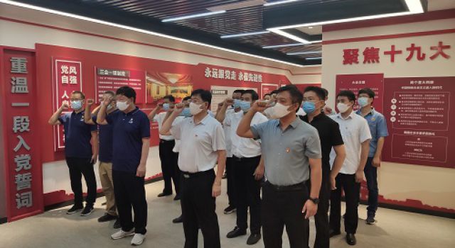濟高項目辦、總監辦聯合組織各參建單位參觀辛銳紀念館，開展黨建活動