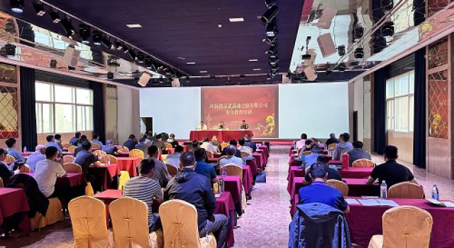 東泰咨詢安羅高速第二總監辦參加項目公司組織的安全生產教育培訓研修班